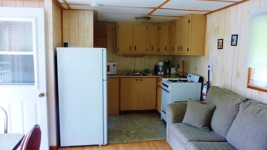 Silver Springs Cottage Resort Harcourt 외부 사진