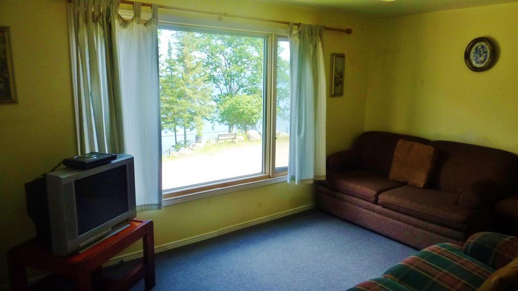 Silver Springs Cottage Resort Harcourt 외부 사진