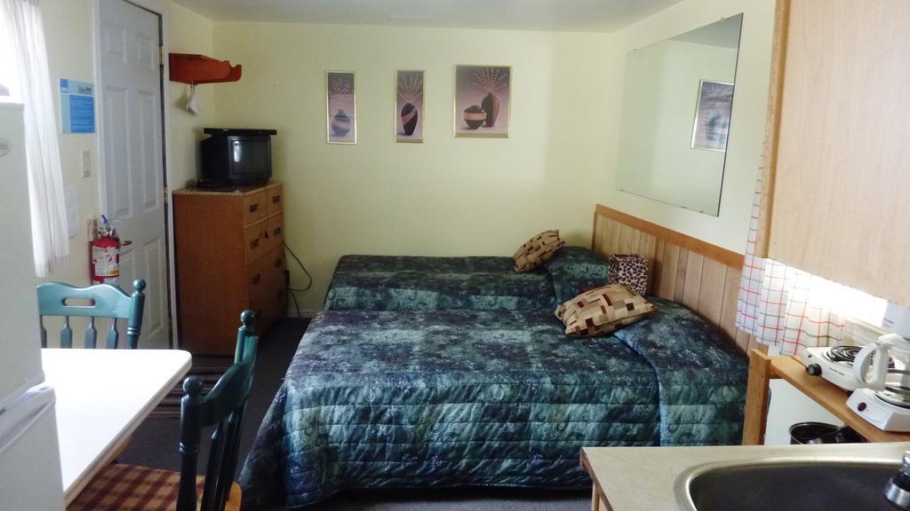 Silver Springs Cottage Resort Harcourt 외부 사진